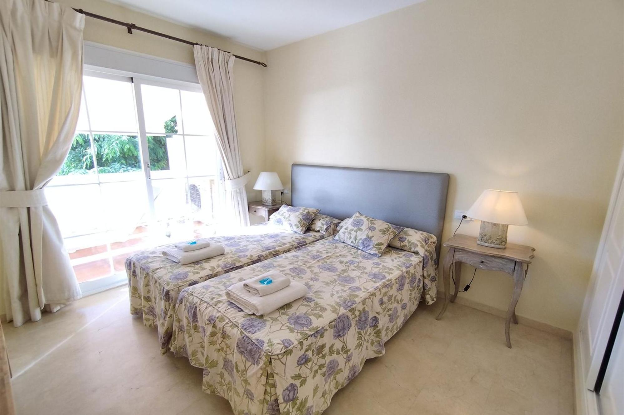 Puertosol 2 Apartment Estepona Exterior photo